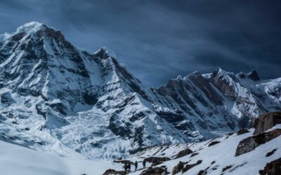 Decoración con marcos dorados 50×70: 7 ideas que funcionan siempre